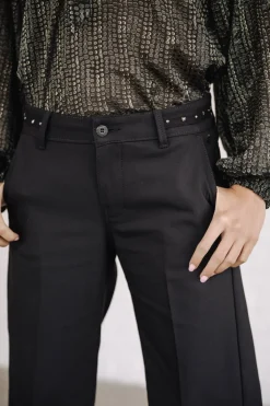 Freeman T. Porter Agatha Polyneo Studs Shop