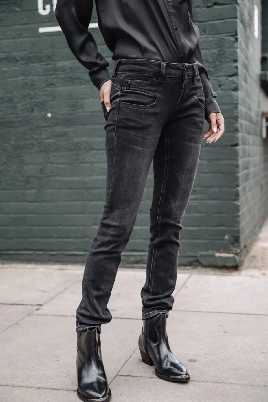 Freeman T. Porter Alexa Slim S-SDM Sale