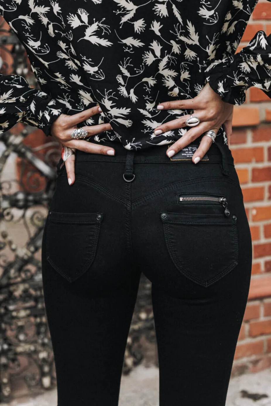 Freeman T. Porter Alexa Slim S-SDM Shop