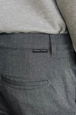 Freeman T. Porter Bruce Call Outlet