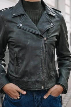 Freeman T. Porter Kristen Leather Shop