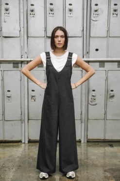 Freeman T. Porter Mariam Zephir Clearance