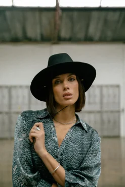 Freeman T. Porter Ruffine Appaloosa Fashion