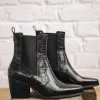 Freeman T. Porter Teresa Croco Hot