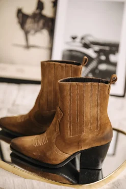 Freeman T. Porter Teresa Suede Fashion