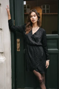 Freeman T. Porter Zita Jacquard Clearance